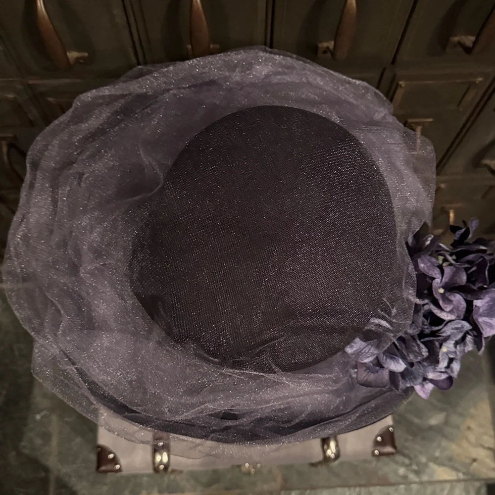 Liz Claiborne Hat